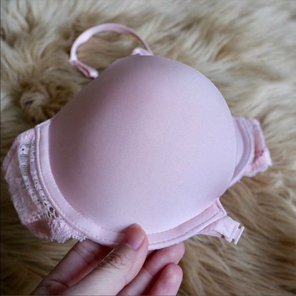 Bundles of VS Push Up bras—- VS and La Senza - Picture 7 of 8